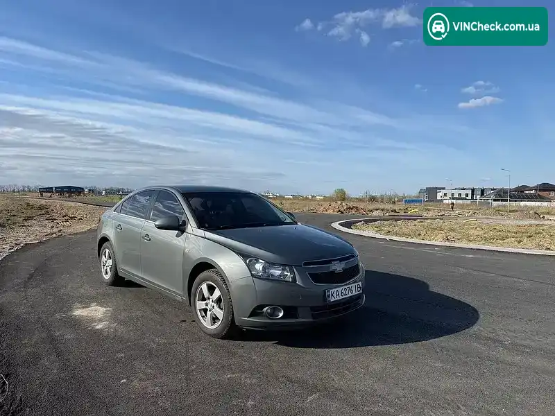 Chevrolet Cruze 2010, фото з оголошення 1 з 14, VIN KLAJA695DAK630168