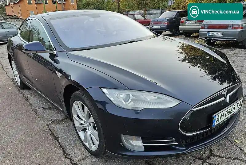 Tesla Model S 2013, фото з оголошення 1 з 20, VIN 5YJSA1DN6DFP04311