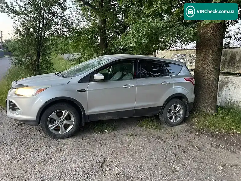 Ford Escape 2015, фото з оголошення 1 з 6, VIN 1FMCU9GX3FUC28872