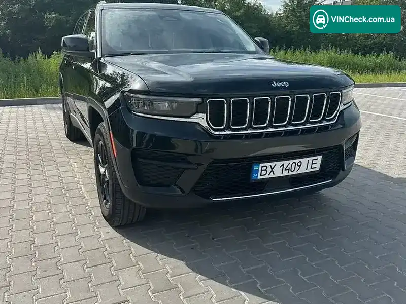 Jeep Grand Cherokee 2023, фото з оголошення 2 з 10, VIN 1C4RJHAGXPC646895