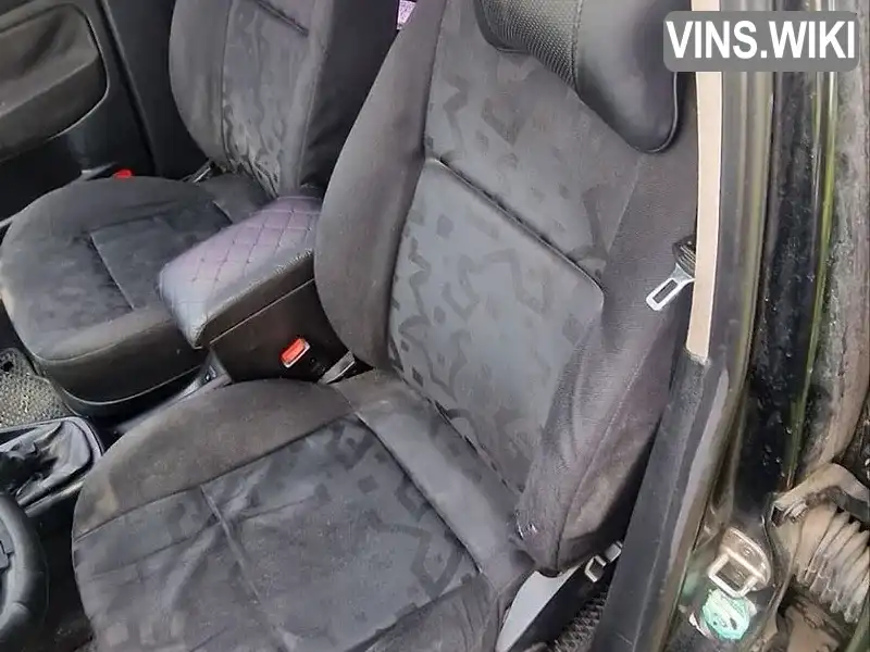 Volkswagen Golf 1999, фото з оголошення 2 з 20, VIN WVWZZZ1JZXB008442
