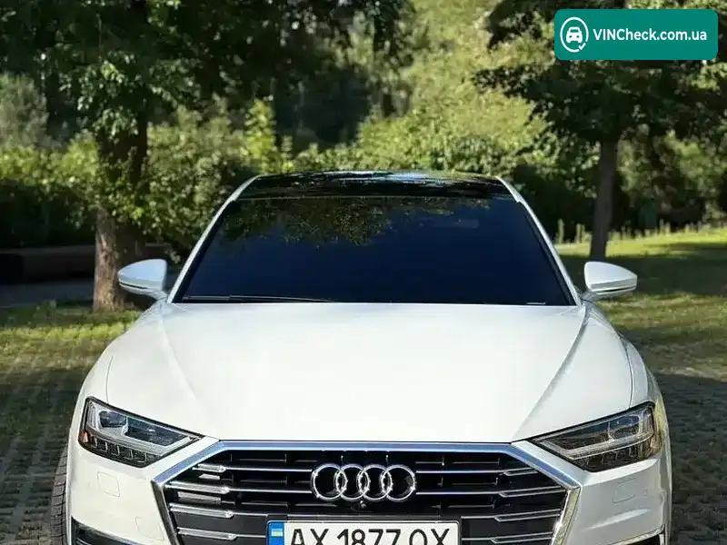 Audi A8 2019, фото з оголошення 2 з 17, VIN WAU8DAF86KN015308
