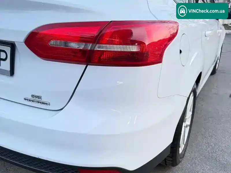 Ford Focus 2015, фото з оголошення 2 з 20, VIN 1FADP3F28FL351078