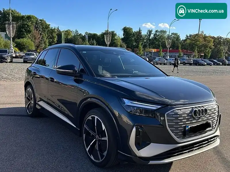 Audi Q4 e-tron 2023, фото з оголошення 1 з 20, VIN LFVVB9G36P5219782