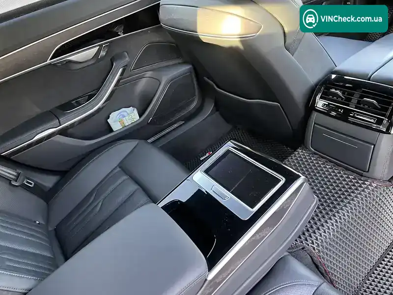 Audi A8 2021, фото з оголошення 2 з 21, VIN WAUZZZF82MN023705