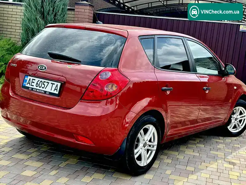 Kia Ceed 2007, фото з оголошення 1 з 21, VIN Y6LFF24128L002180