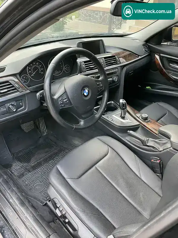 BMW 3 Series 2013, фото з оголошення 2 з 20, VIN WBA3C1C52DK104191
