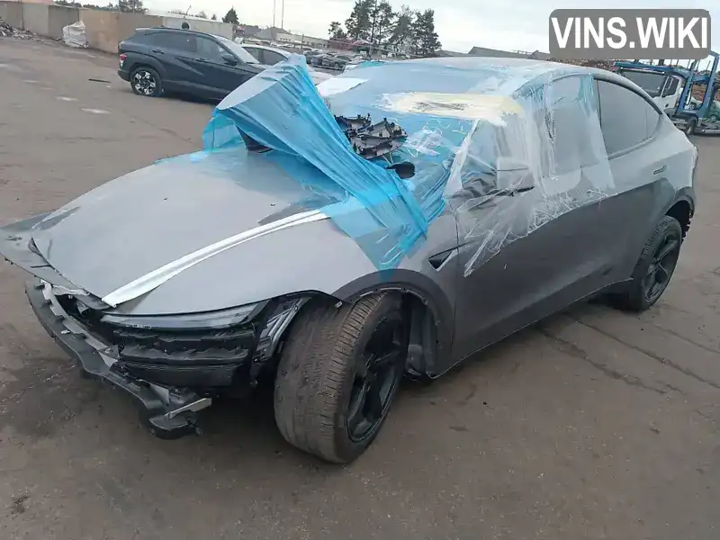 Tesla Model Y 2025, фото з оголошення 1 з 5, VIN 7SAYGDED1TA410281