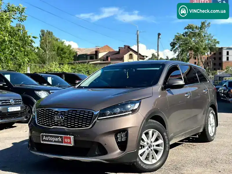 Kia Sorento 2018, фото з оголошення 1 з 20, VIN 5XYPGDA54KG456768