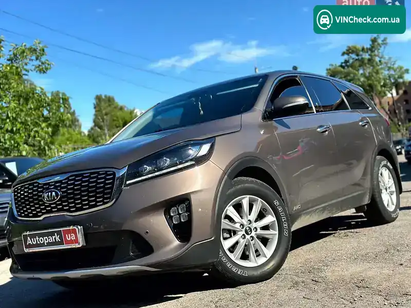 Kia Sorento 2018, фото з оголошення 2 з 20, VIN 5XYPGDA54KG456768