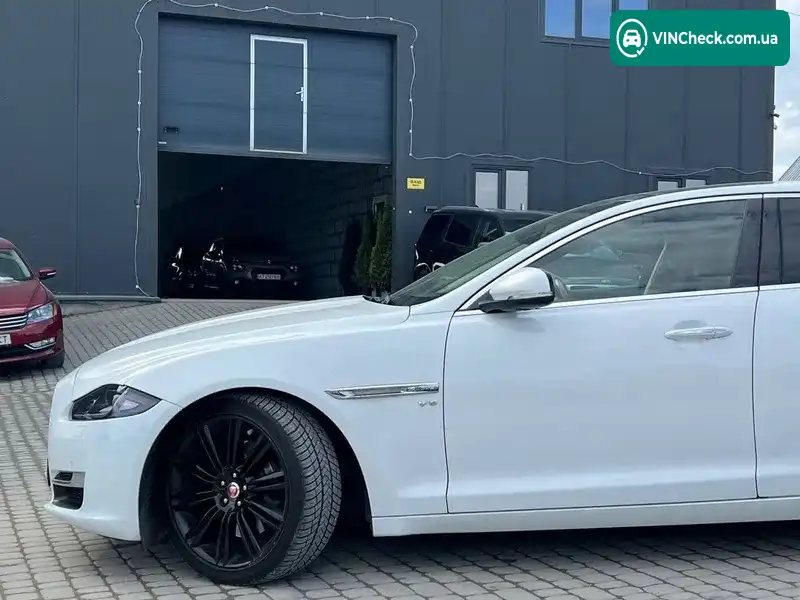 Jaguar XJ 2017, фото з оголошення 1 з 20, VIN SAJAA268XH8W11579