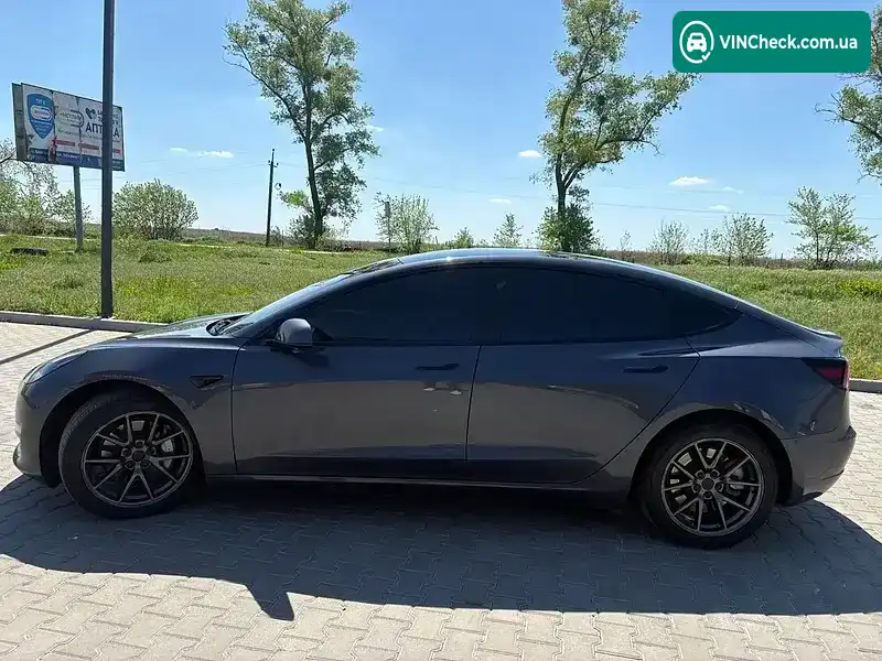 Tesla Model 3 2023, фото з оголошення 1 з 15, VIN 5YJ3E1EB5PF700106