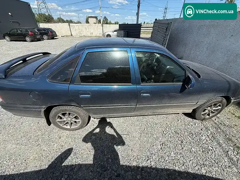 Opel Vectra 1991, фото з оголошення 1 з 16, VIN W0L000087M5252438