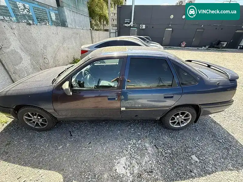Opel Vectra 1991, фото з оголошення 2 з 16, VIN W0L000087M5252438