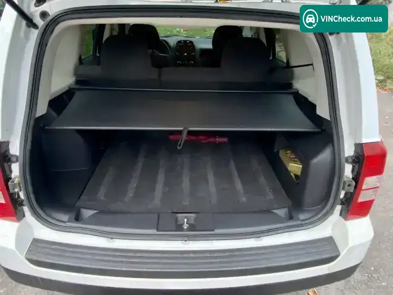 Jeep Patriot 2014, фото з оголошення 2 з 6, VIN 1C4NJRBB8ED835110