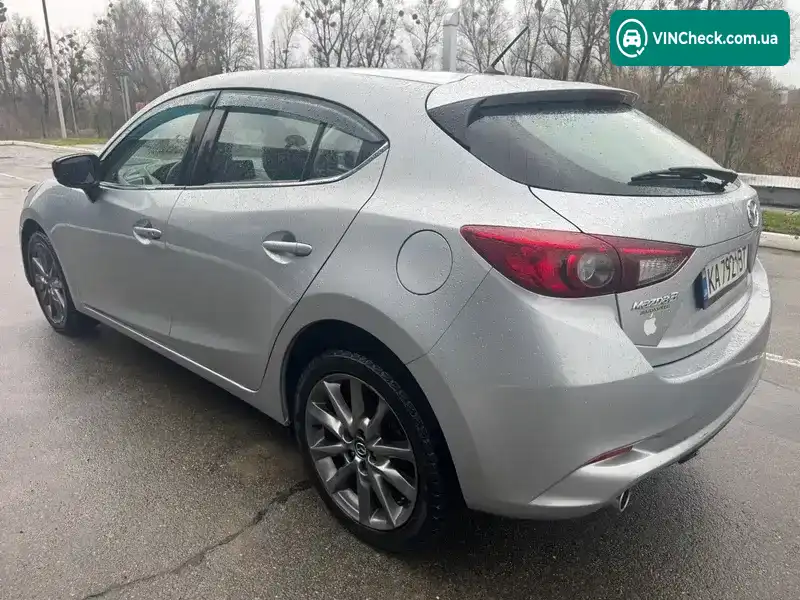 Mazda 3 2018, фото з оголошення 2 з 20, VIN 3MZBN1L39JM207973