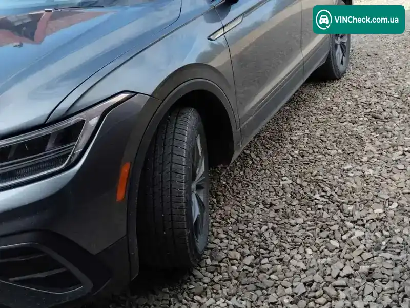 Volkswagen Tiguan 2022, фото з оголошення 1 з 14, VIN 3VV3B7AX2NM127091