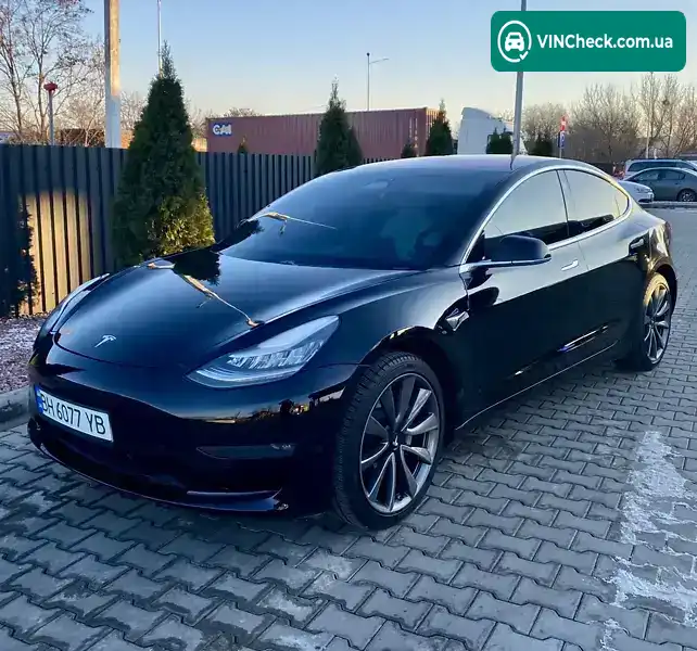 Tesla Model 3 2018, фото з оголошення 1 з 13, VIN 5YJ3E1EA0JF177768