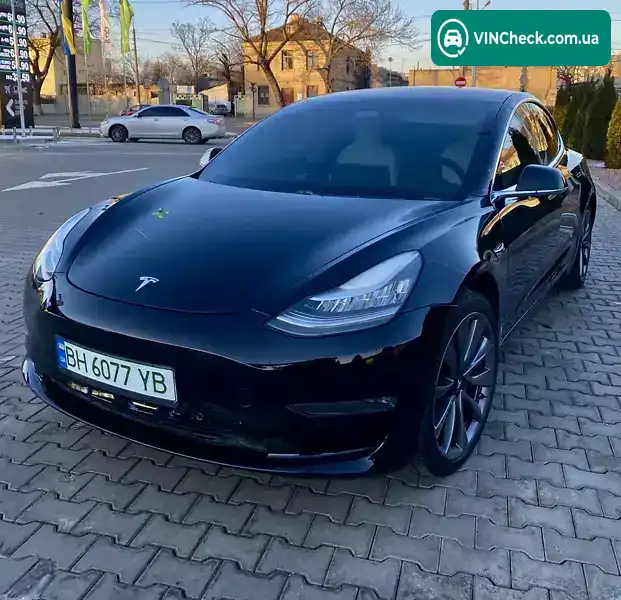 Tesla Model 3 2018, фото з оголошення 2 з 13, VIN 5YJ3E1EA0JF177768