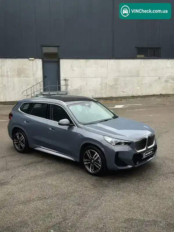BMW iX1 2024, фото з оголошення 1 з 18, VIN LBV51FX0XRM932205