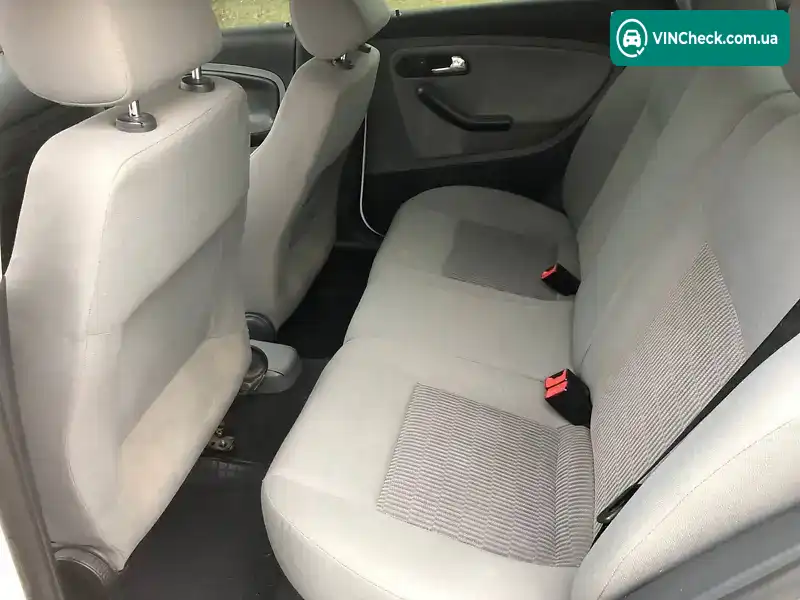 SEAT Ibiza 2003, фото з оголошення 1 з 18, VIN VSSZZZ6LZ3R067122