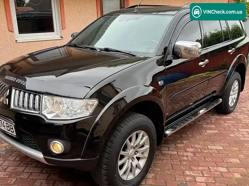 Mitsubishi Pajero Sport 2013, фото з оголошення 2 з 21, VIN MMCGNKH40DDZ03364