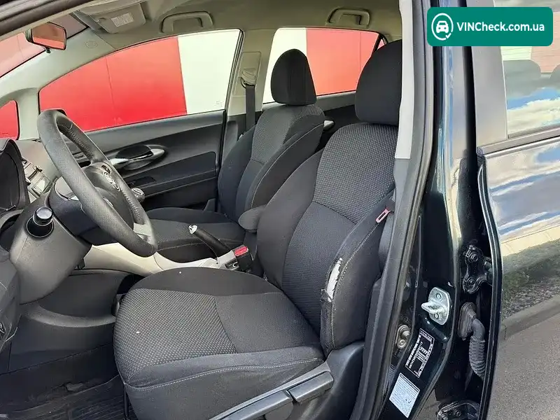 Toyota Auris 2012, фото з оголошення 2 з 20, VIN NMTKE56E60R093113