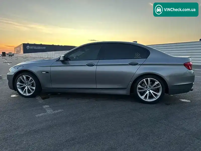 BMW 5 Series 2012, фото з оголошення 2 з 16, VIN WBAXH5C57DDW16348