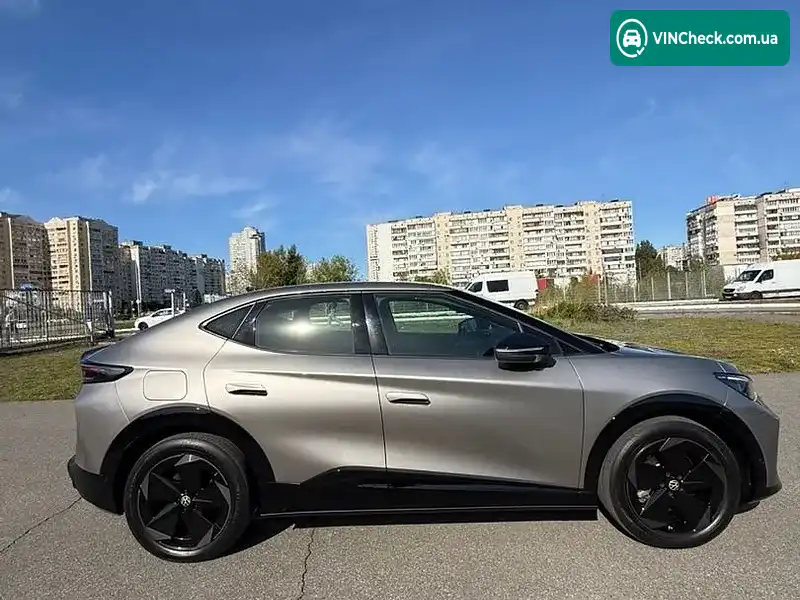 Volkswagen ID. UNYX 2024, фото з оголошення 2 з 20, VIN HVWJA1ER0R1201195