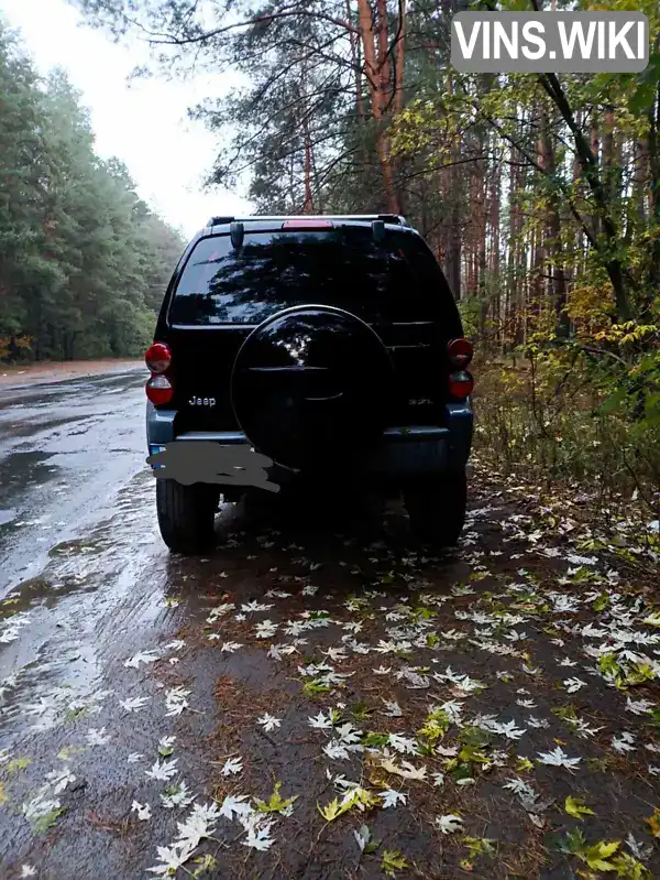 Jeep Liberty 2004, фото з оголошення 2 з 8, VIN 1J4GK48K45W582270