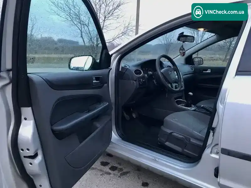 Ford Focus 2005, фото з оголошення 2 з 21, VIN WF0WXXGCDW5P49328