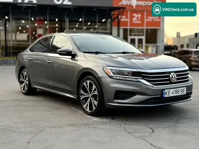 Volkswagen Passat 2020, фото з оголошення 2 з 18, VIN 1VWSA7A39MC002385