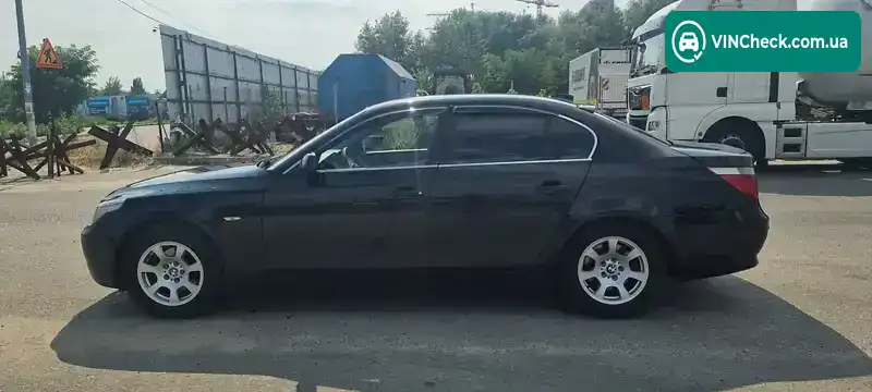 BMW 5 Series 2004, фото з оголошення 1 з 21, VIN WBANA31010B022397
