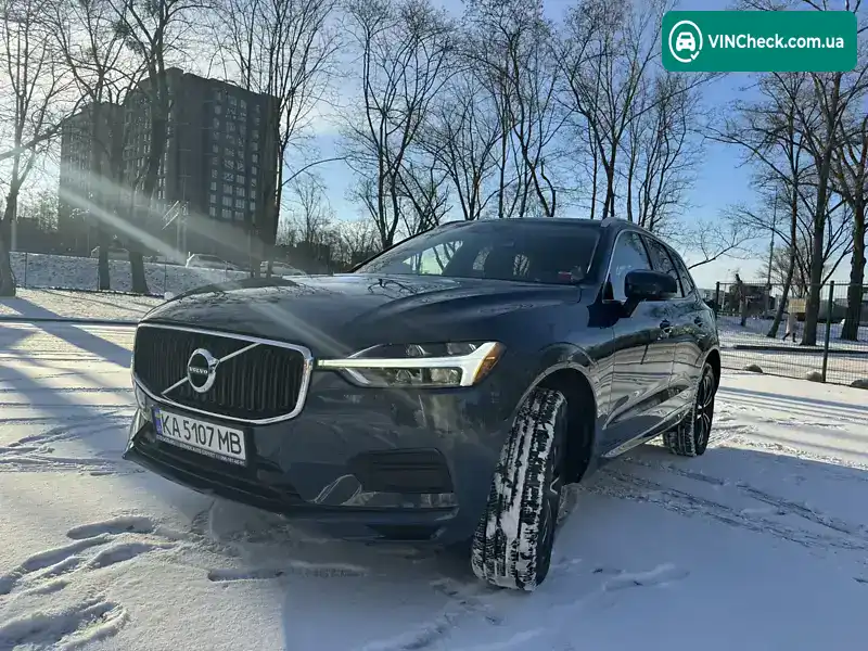 Volvo XC60 2019, фото з оголошення 2 з 20, VIN YV4A22RK6L1415155