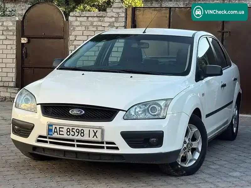 Ford Focus 2006, фото з оголошення 2 з 13, VIN WF04XXWPD46T42452