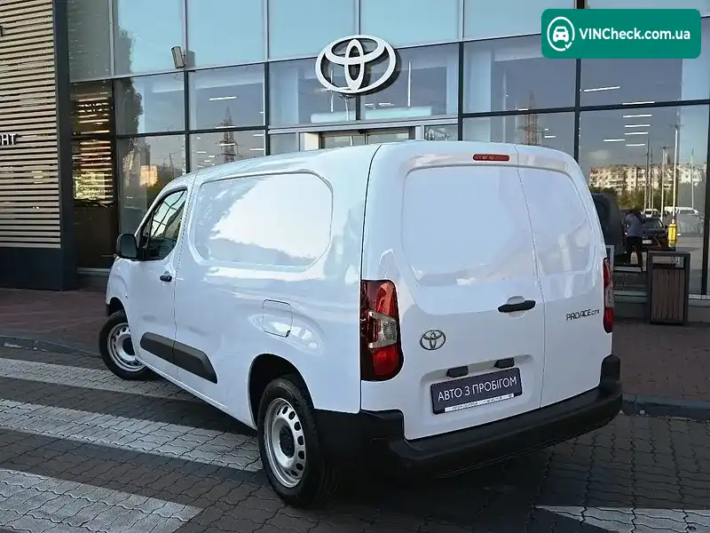 Toyota Proace City 2025, фото з оголошення 2 з 10, VIN YAREDYHT2RJ051597