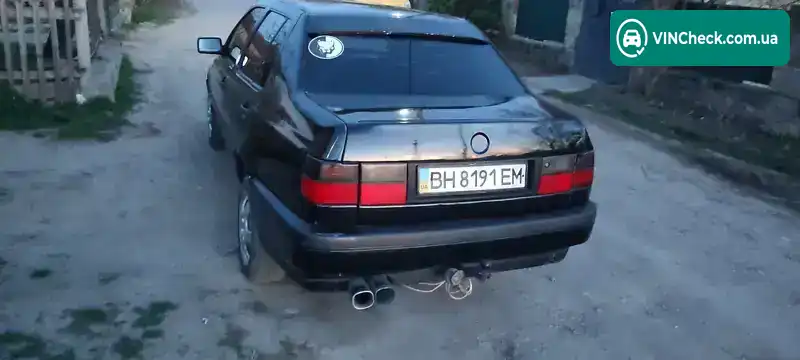 Volkswagen Vento 1994, фото з оголошення 2 з 11, VIN WVWZZZ1HZRW127411