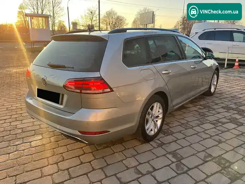 Volkswagen Golf 2017, фото з оголошення 2 з 18, VIN WVWZZZAUZJP516303