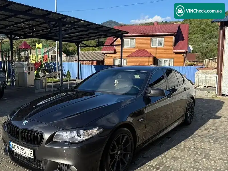 BMW 5 Series 2013, фото з оголошення 2 з 7, VIN WBAFW11030D263957