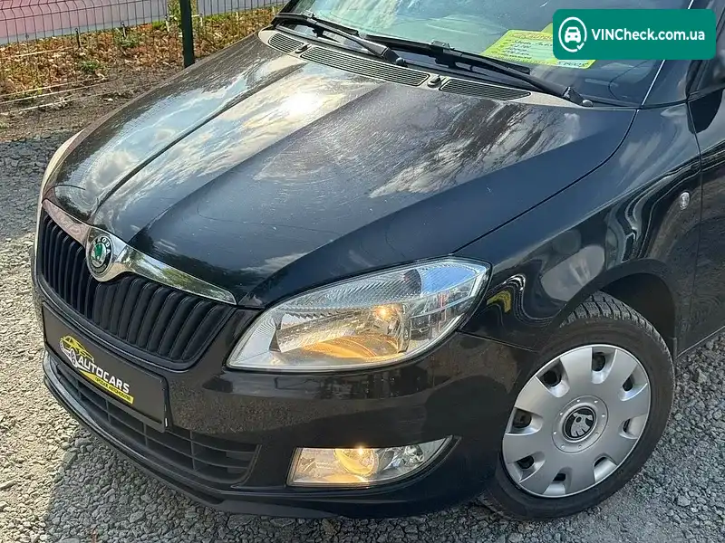 Skoda Fabia 2011, фото з оголошення 2 з 20, VIN TMBEK25J5C3014427