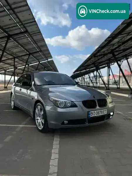 BMW 5 Series 2004, фото з оголошення 2 з 19, VIN WBADK510X09198196