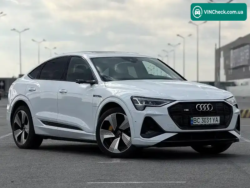Audi e-tron 2020, фото з оголошення 2 з 20, VIN WAUZZZGE4LB028621