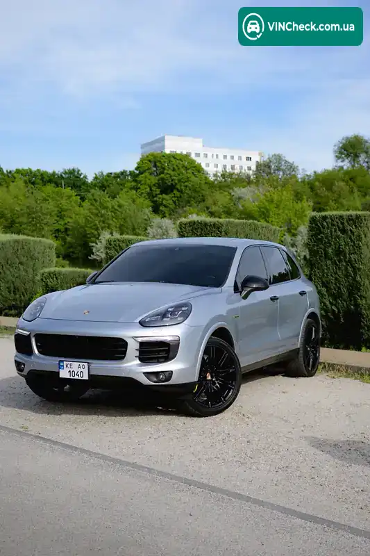 Porsche Cayenne 2017, фото з оголошення 2 з 20, VIN WP1AE2A28JLA72452