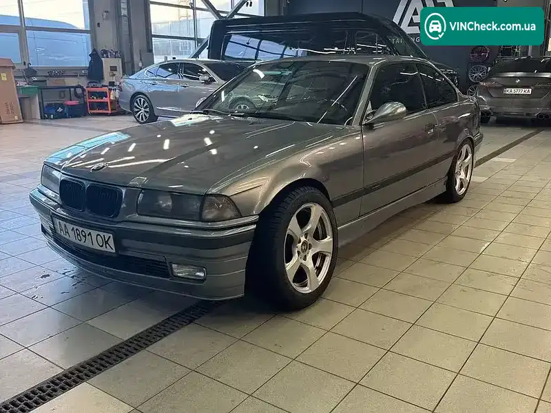 BMW 3 Series 1994, фото з оголошення 2 з 11, VIN WBABF61060EP32187