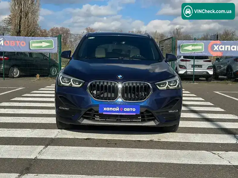 BMW X1 2018, фото з оголошення 2 з 21, VIN WBXHU7C36J5H45156
