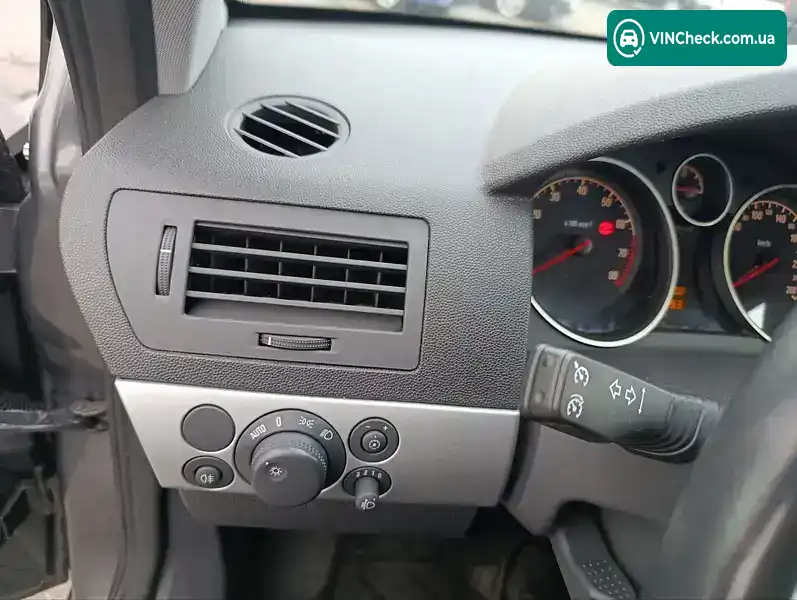 Opel Astra 2009, фото з оголошення 2 з 11, VIN W0L0AHL3592076532