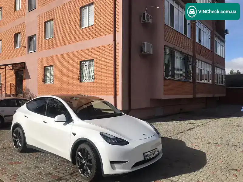 Tesla Model Y 2020, фото з оголошення 2 з 12, VIN 5YJYGDEEXMF071515