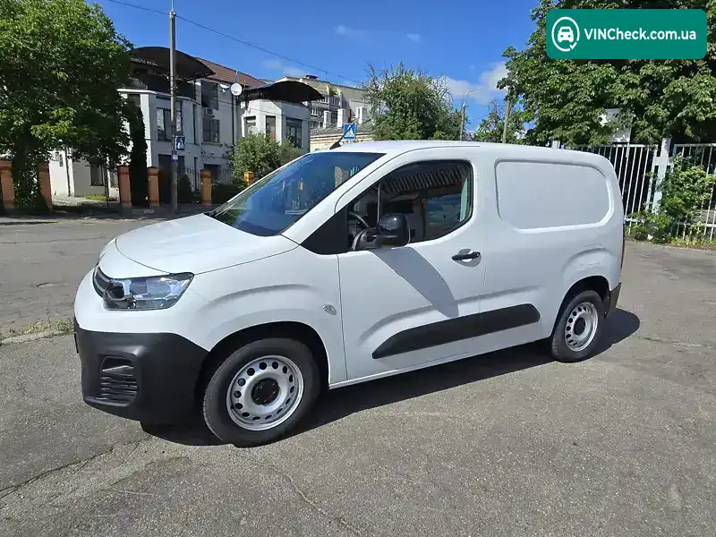 Citroen Berlingo 2022, фото з оголошення 2 з 20, VIN VR7EAZKXZNJ830368