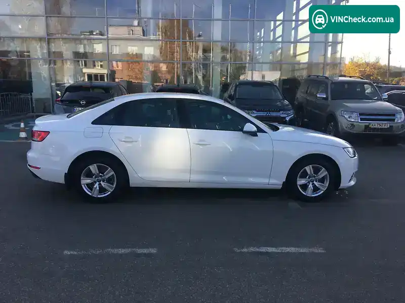 Audi A4 2017, фото з оголошення 1 з 15, VIN WAUZZZF49HN063413