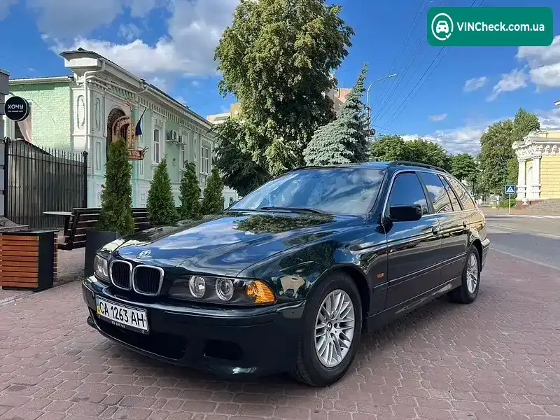 BMW 5 Series 2001, фото з оголошення 1 з 9, VIN WBADR71070GV65929